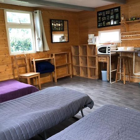 Bungalow "Les Randonneurs" Lacapelle-Marival Esterno foto
